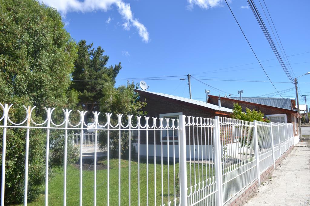 Departamentos Lizkar Apartment Esquel Ngoại thất bức ảnh